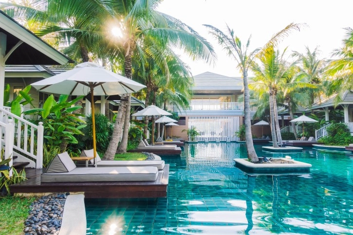 About Cayman Luxury Rentals